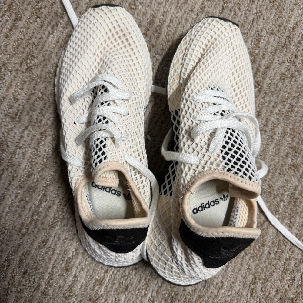 Adidas Deerupt Runner Cream and Black Mesh Sneakers
